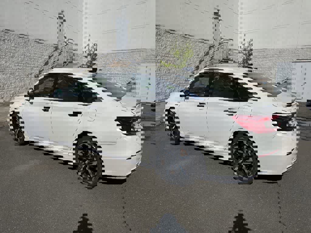 Certified 2022 Honda Accord Sport image 19