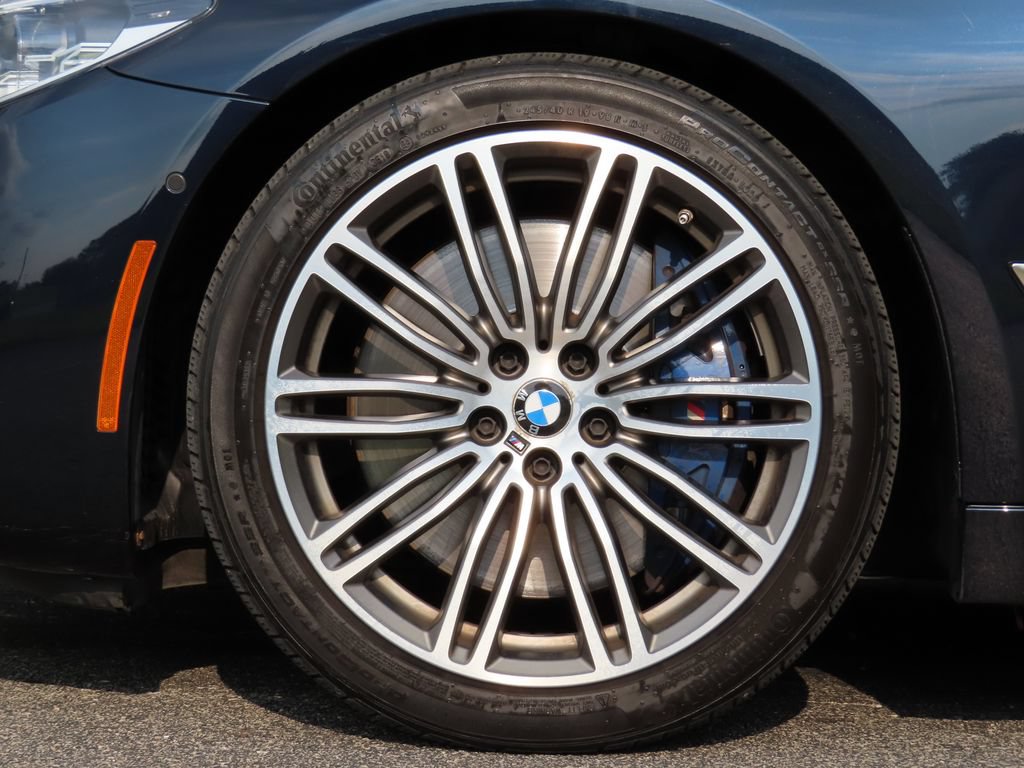 Used 2018 BMW M550i xDrive AWD/4WD image 23