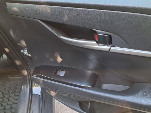 Used 2025 Toyota Camry LE FWD image 25