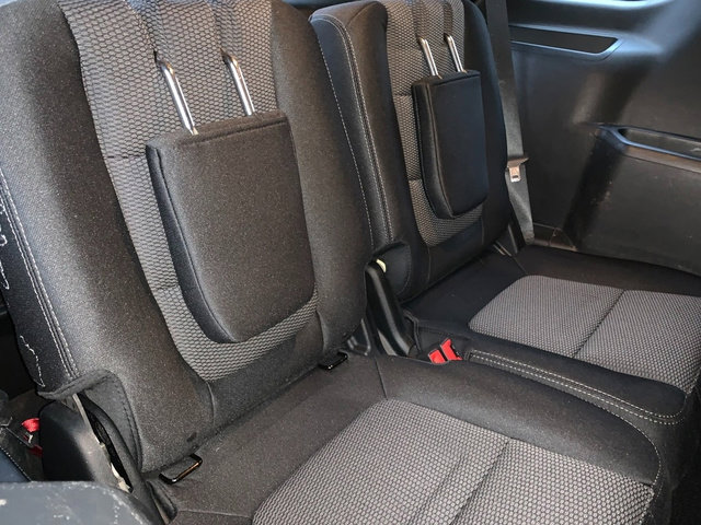 Used 2018 Ford Explorer XLT image 17