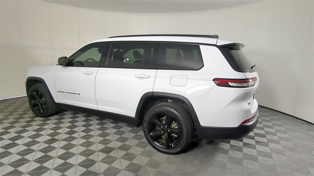 Certified 2024 Jeep Grand Cherokee L Altitude image 6
