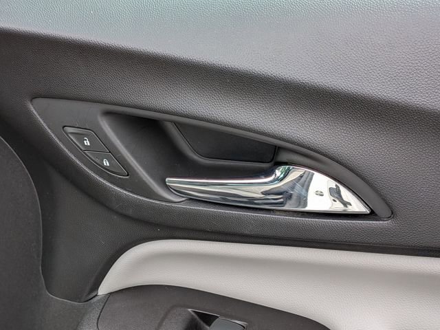 Used 2018 Chevrolet Equinox LS image 34