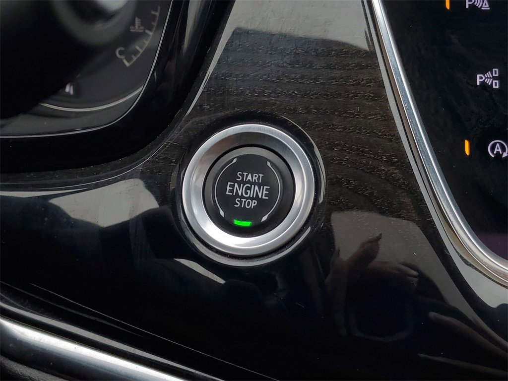 Used 2021 Cadillac XT6 Premium Luxury image 23