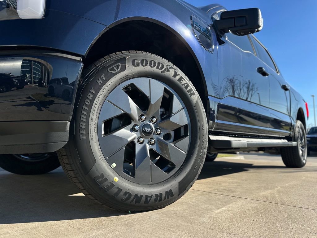 New 2025 Ford F150 Lightning Flash image 65