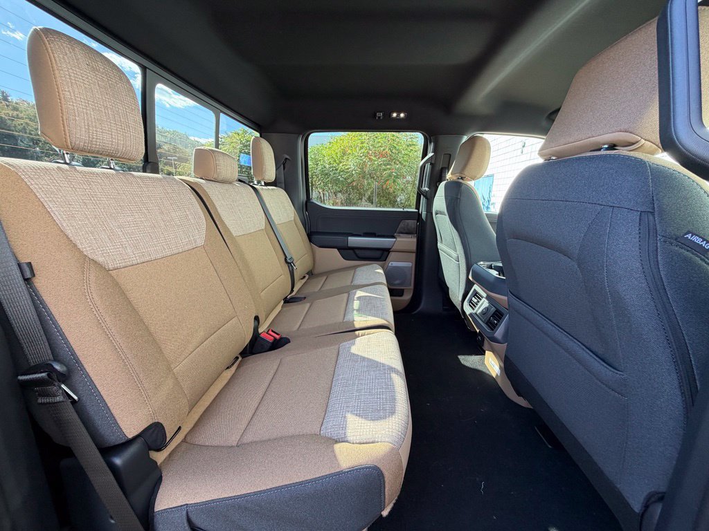 New 2027 Ford F250 XLT w/ XLT Premium Package AWD/4WD image 26
