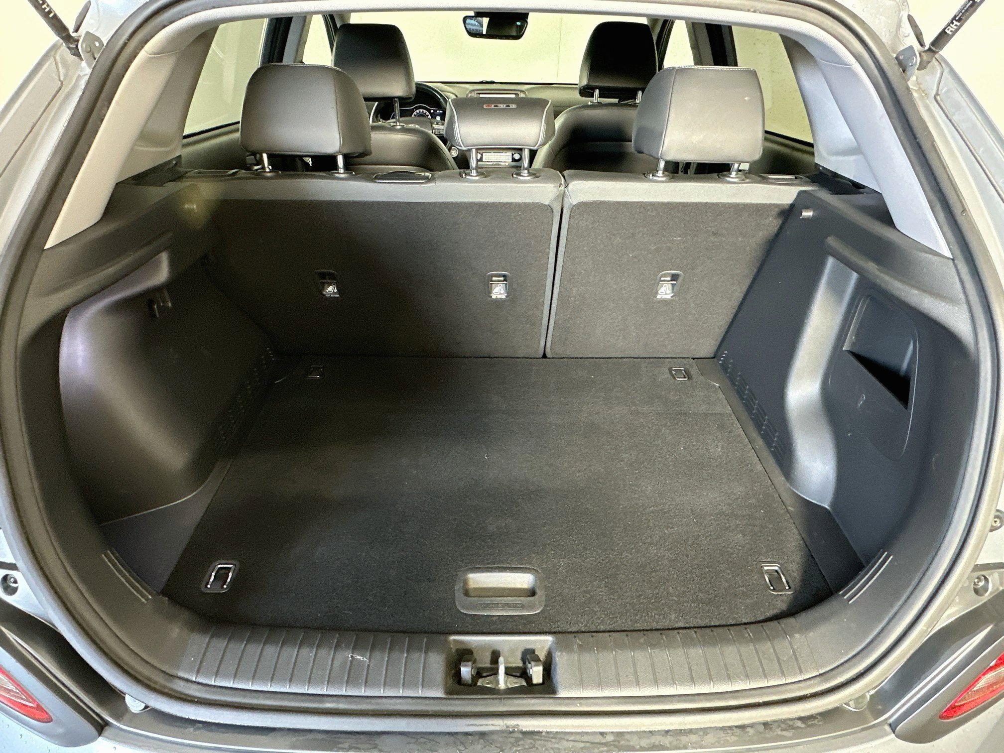 Used 2019 Hyundai Kona Limited FWD image 28
