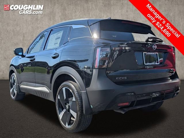 Certified 2025 Nissan Kicks SR image 6