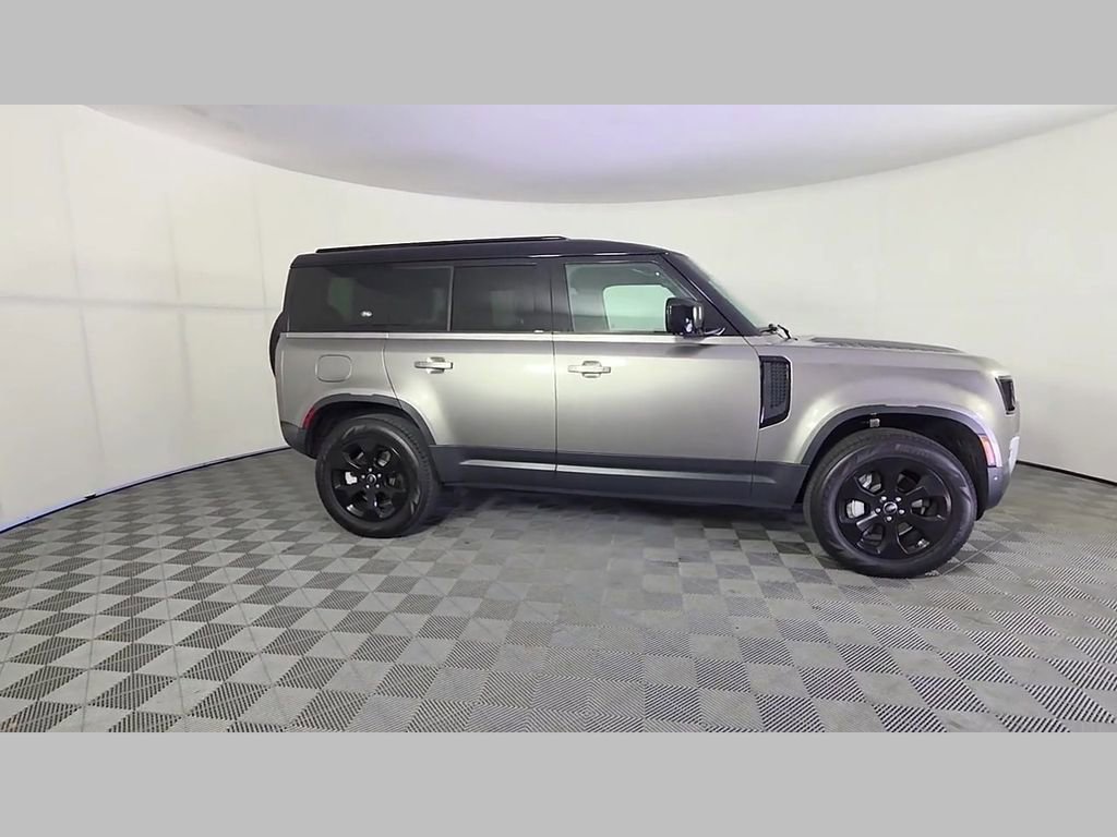 Used 2024 Land Rover Defender 110 S AWD/4WD image 35