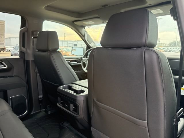 New 2026 Chevrolet Silverado 1500 RST w/ Redline Edition AWD/4WD image 48