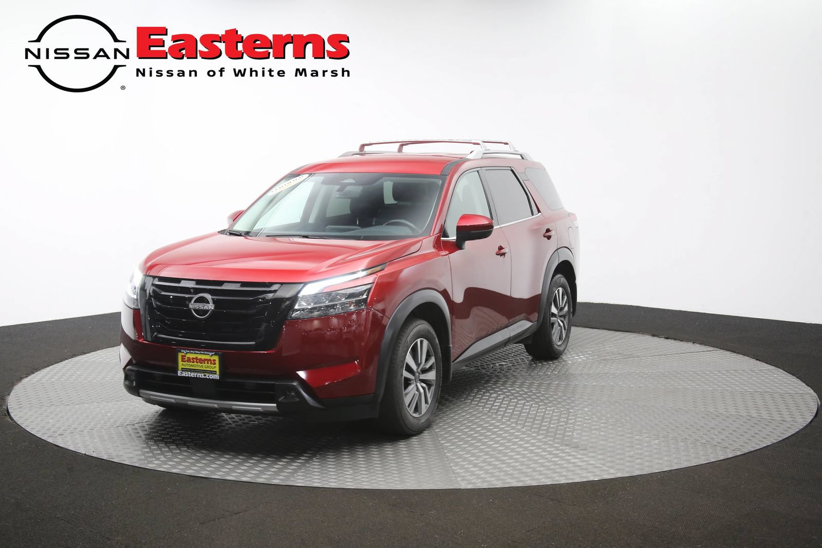 Used 2023 Nissan Pathfinder SL w/ Lighting Package (N92) AWD/4WD image 50