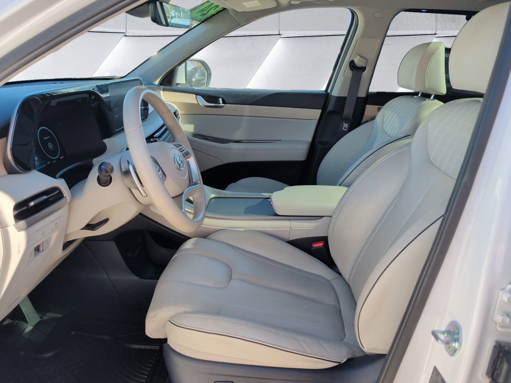 Used 2024 Hyundai Palisade Limited image 7