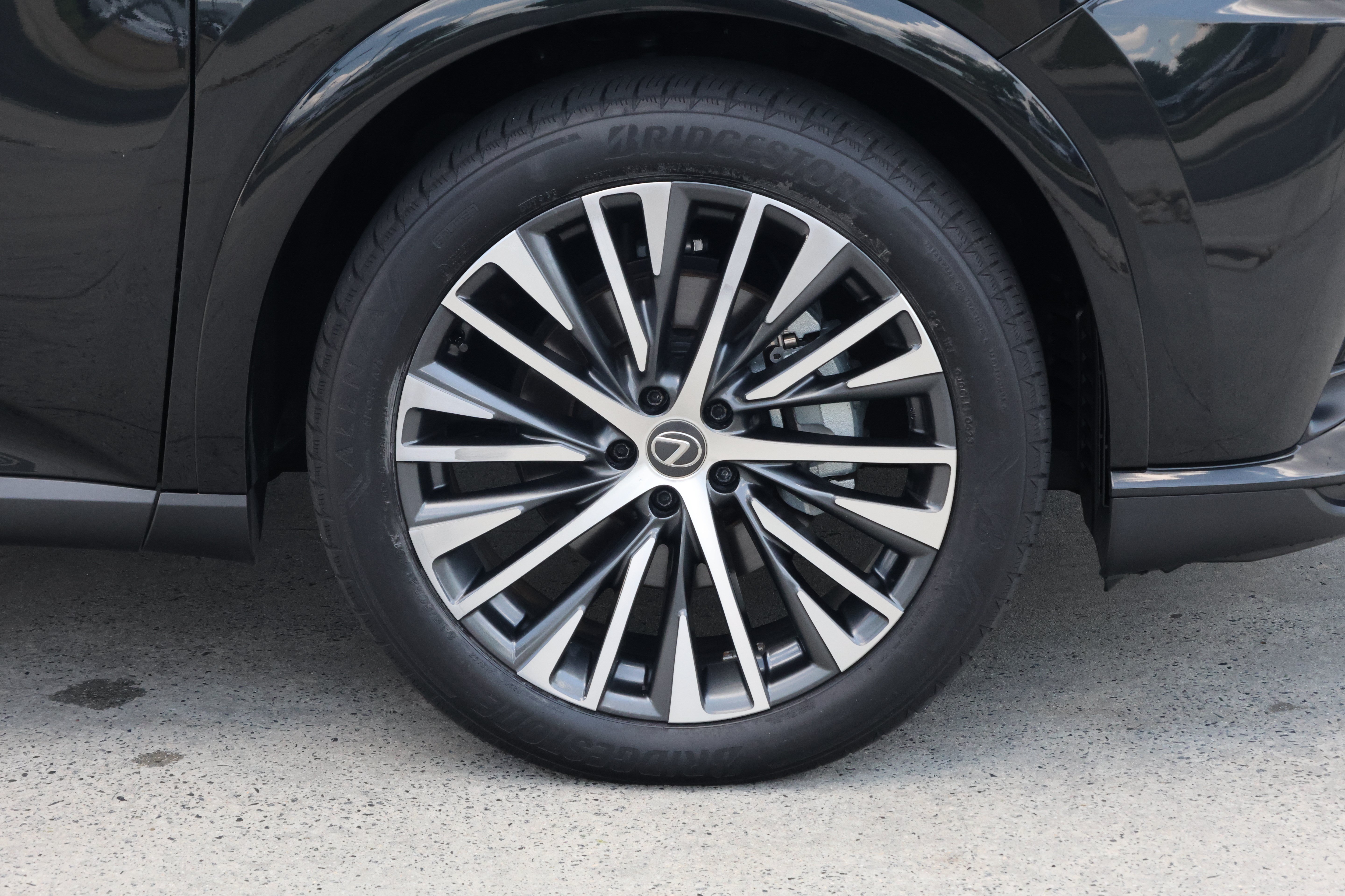 Certified 2023 Lexus RX 350 Premium Plus w/ Accessory Package (Z1) FWD image 11