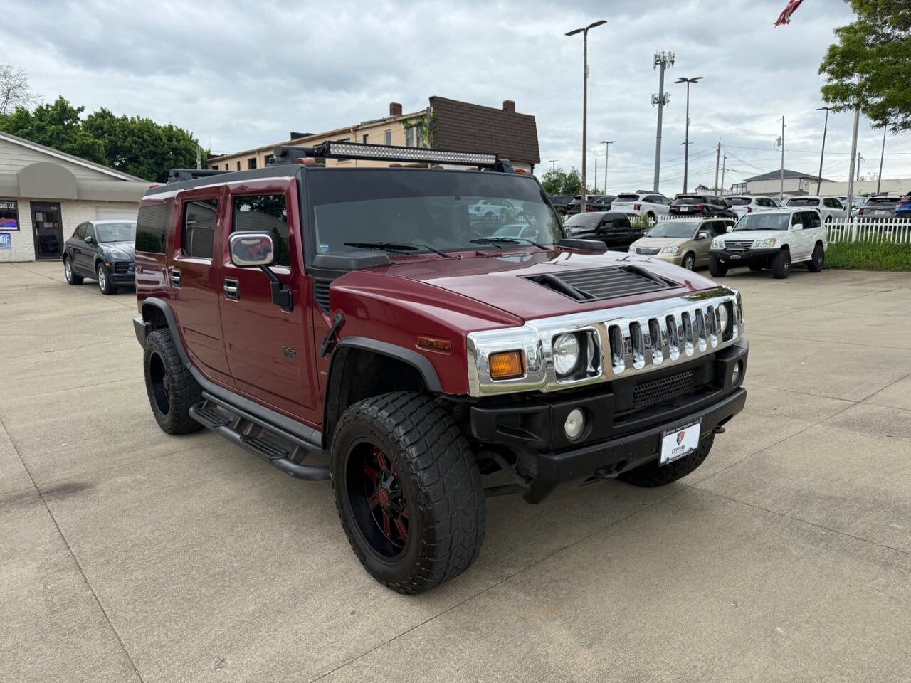 Used 2003 HUMMER H2 w/ Preferred Equipment Group image 2