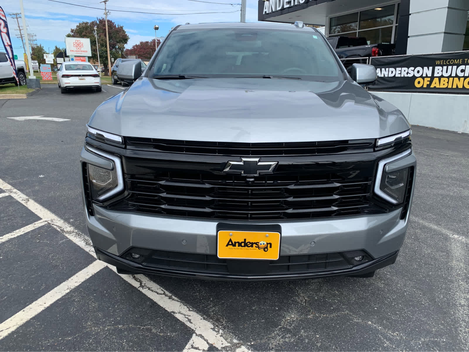 Used 2025 Chevrolet Tahoe RST image 2