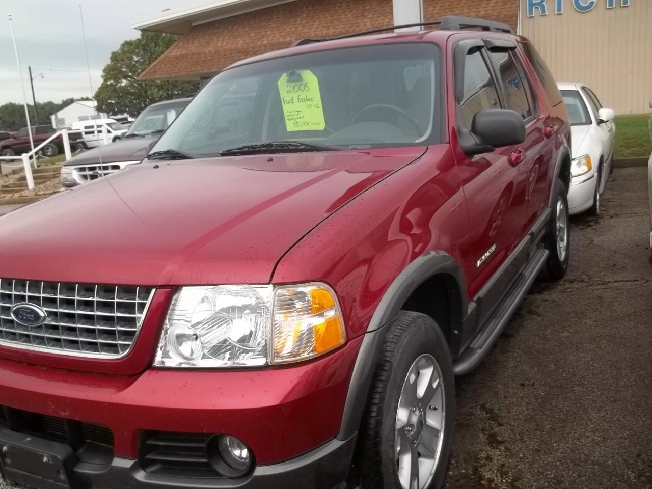 Used 2005 Ford Explorer Sport XLT RWD image 3