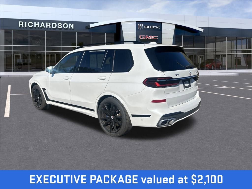 Used 2023 BMW X7 M60i w/ Executive Package image 3