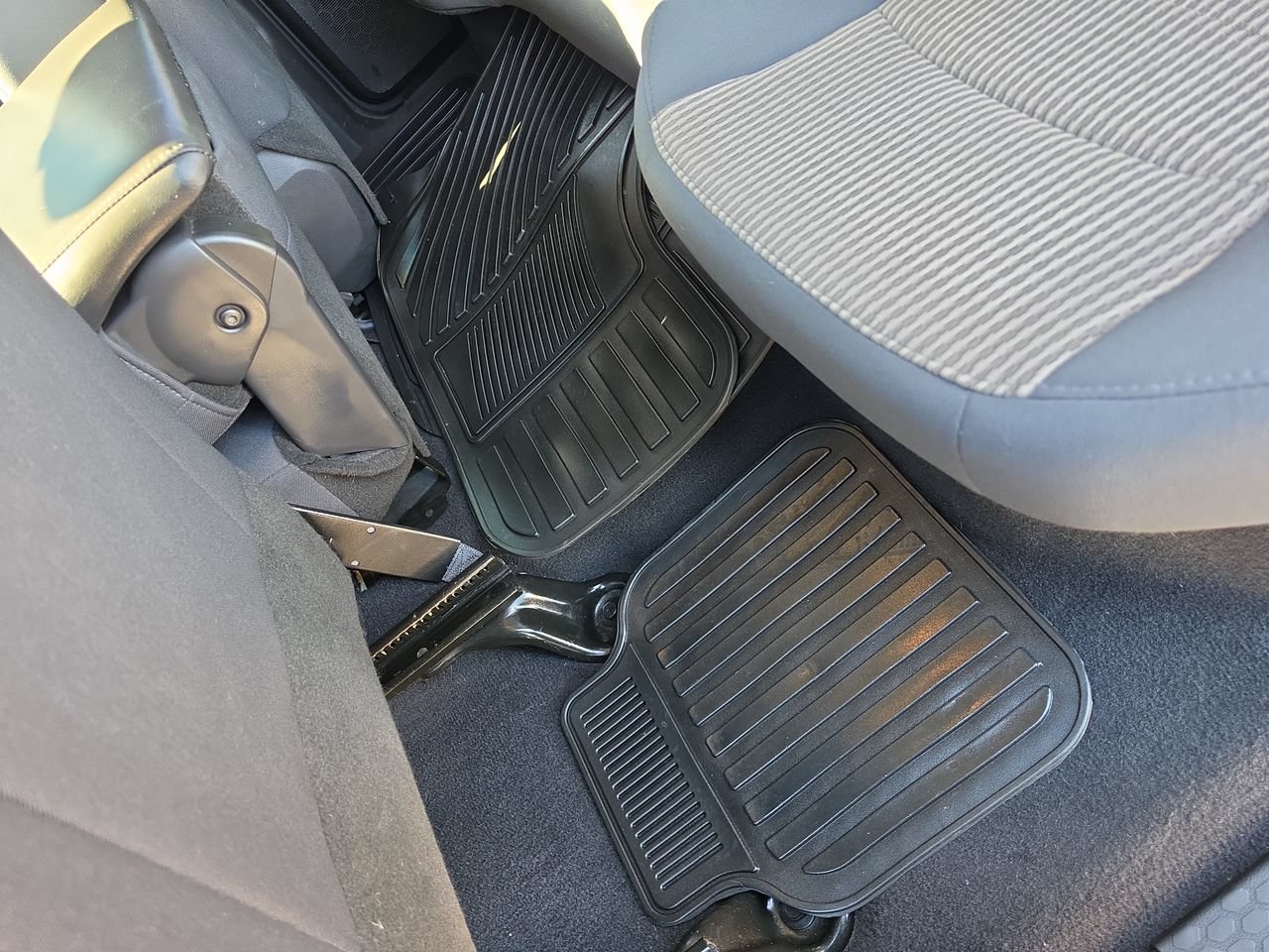 Used 2012 RAM 1500 Express RWD image 31