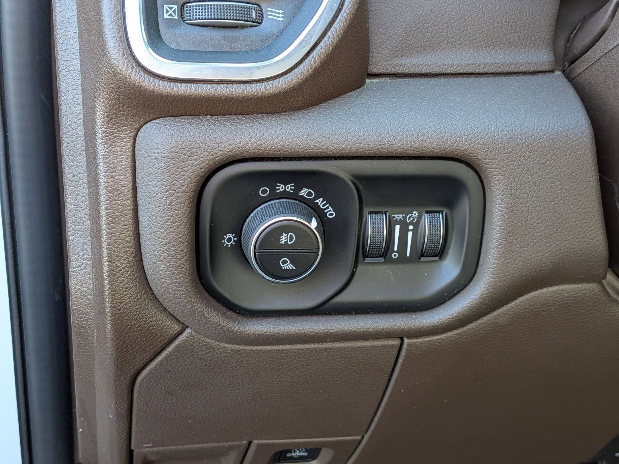 Used 2025 RAM 2500 Laramie image 15