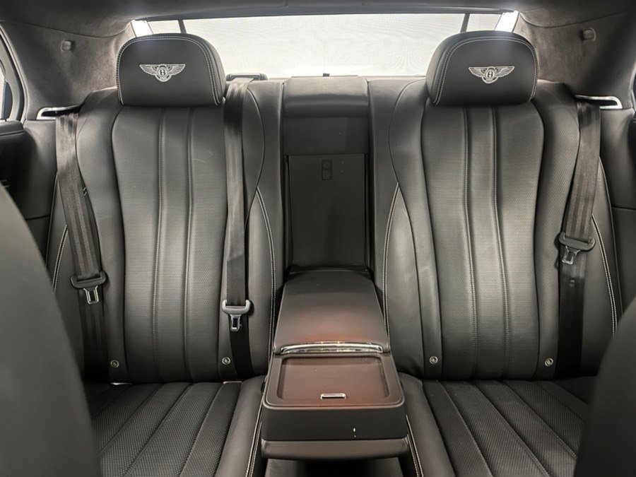 Used 2016 Bentley Flying Spur V8 image 40