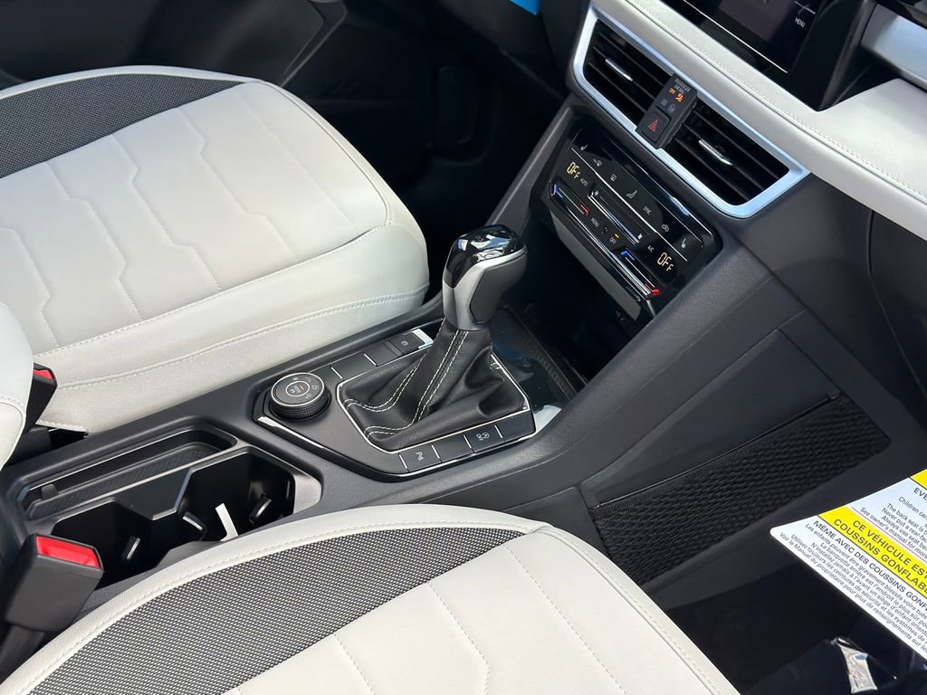 New 2026 Volkswagen Taos SE AWD/4WD image 8