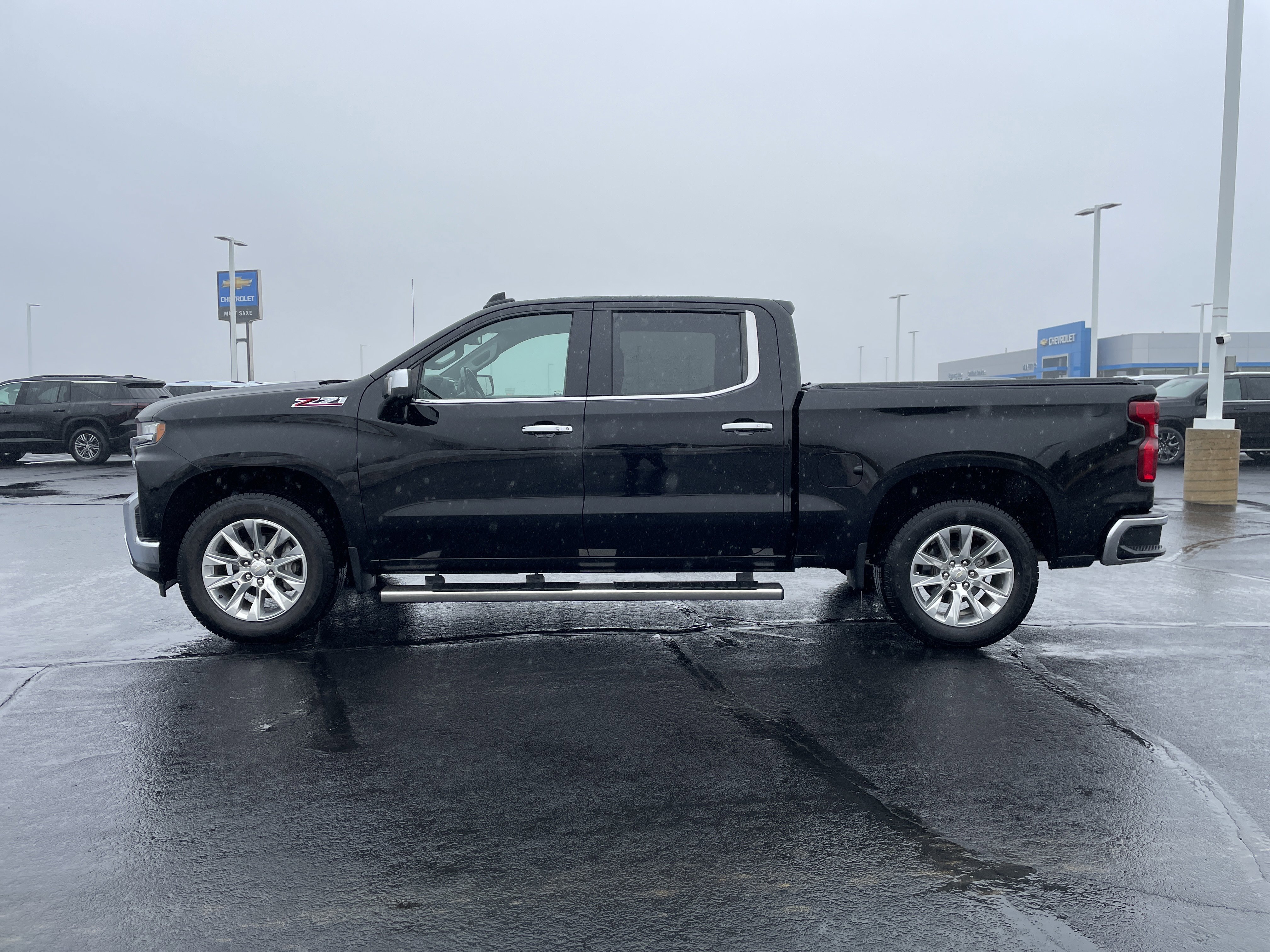 Used 2019 Chevrolet Silverado 1500 LTZ image 2