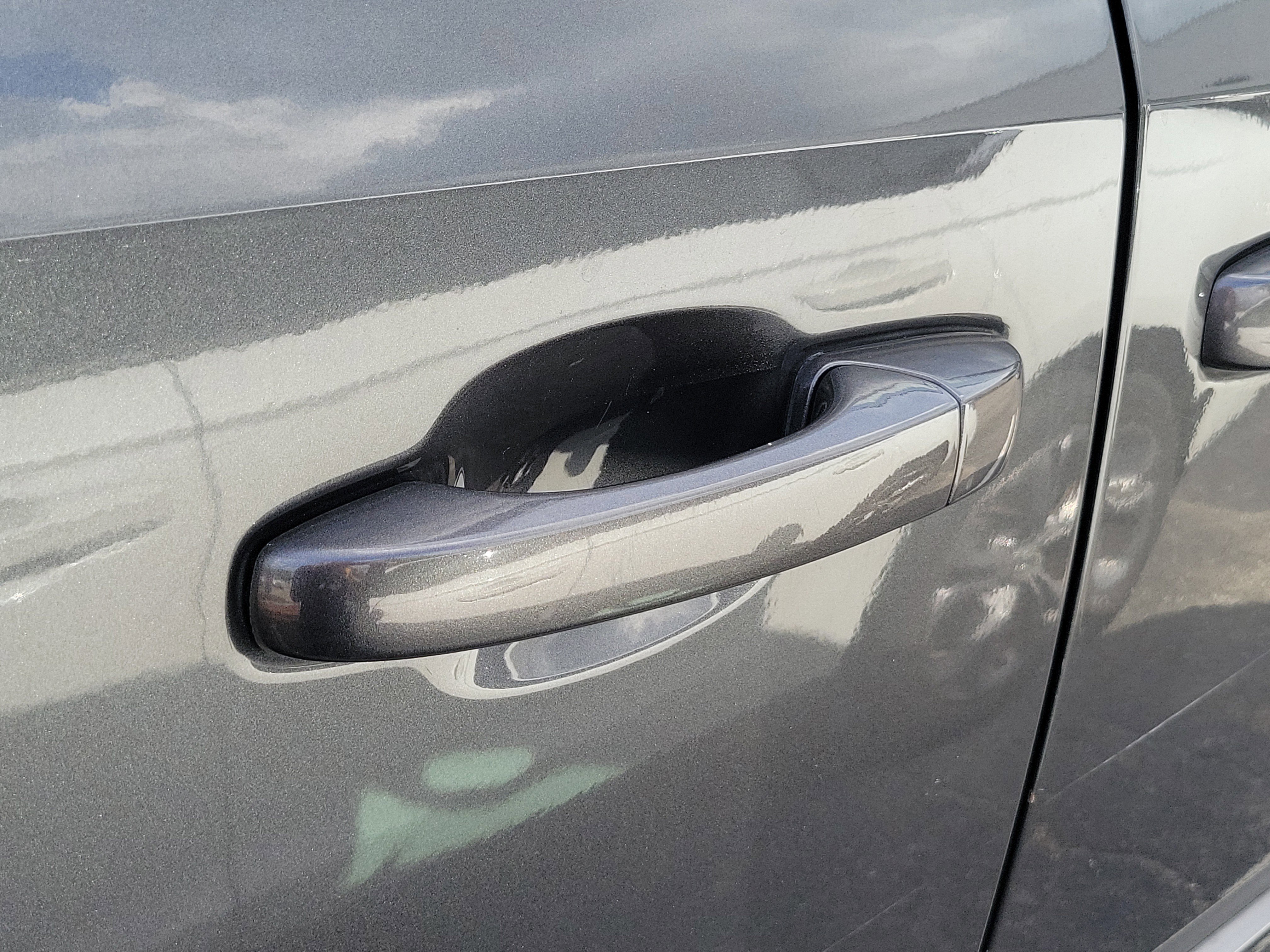 Used 2016 Dodge Grand Caravan SE image 9