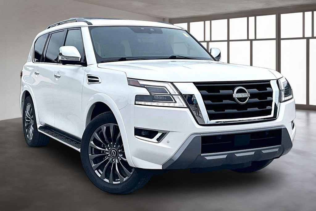 Used 2023 Nissan Armada Platinum w/ Captain's Chairs Package RWD image 3