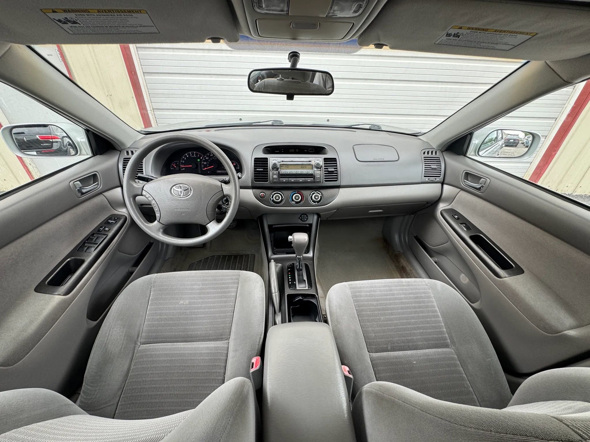 Used 2006 Toyota Camry LE FWD image 16