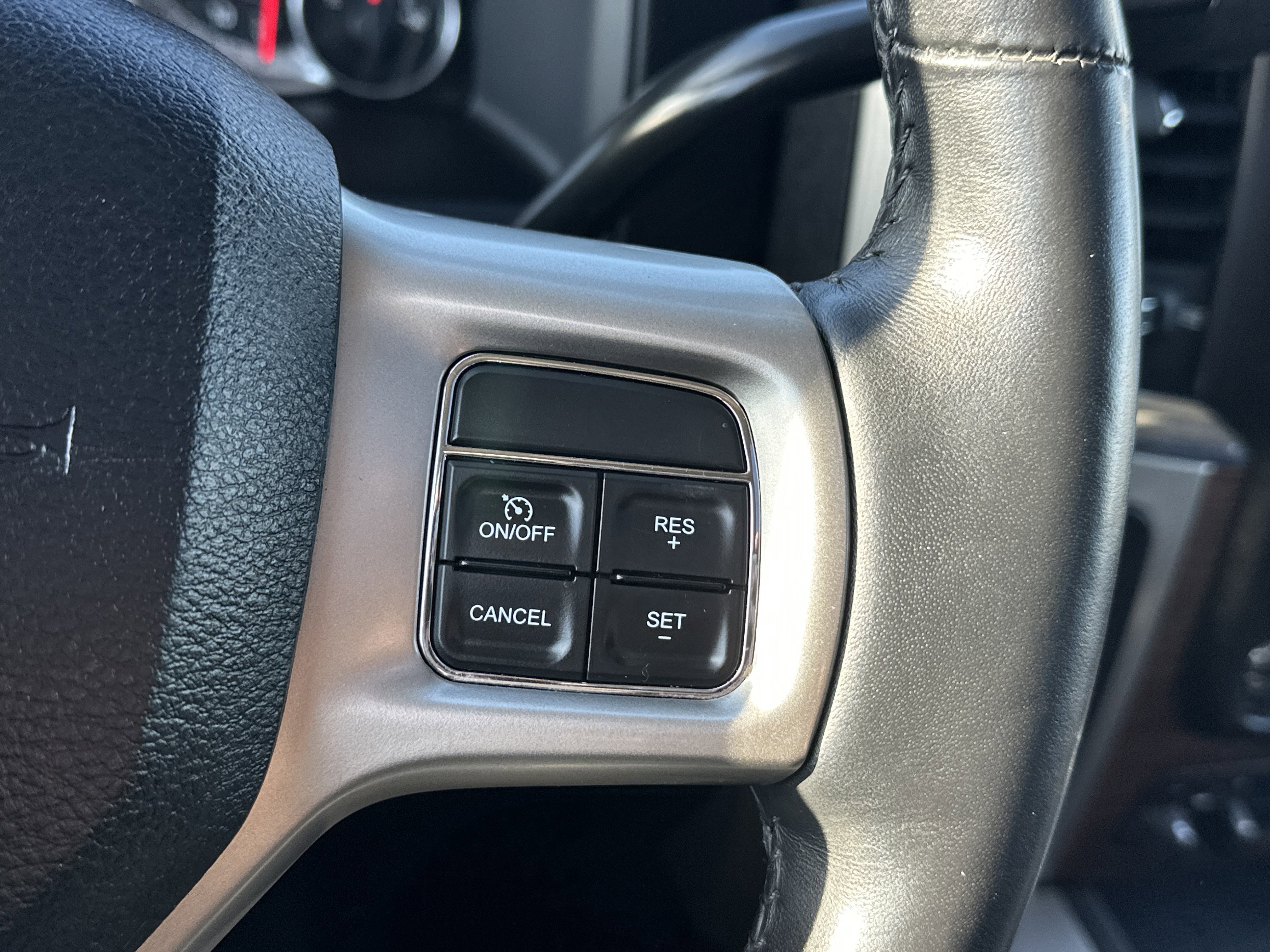 Used 2016 RAM 2500 Laramie w/ Convenience Group image 20