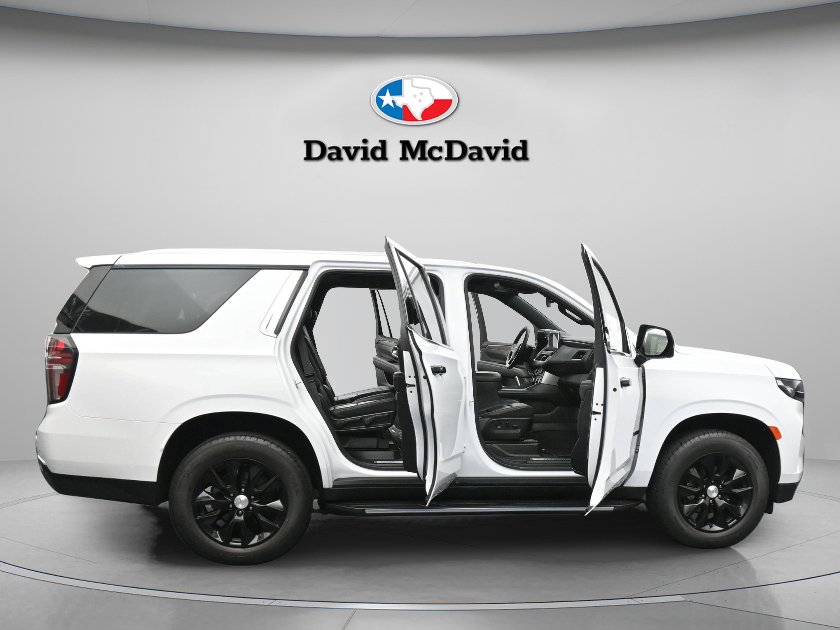 Used 2023 Chevrolet Tahoe LT w/ Luxury Package AWD/4WD image 45