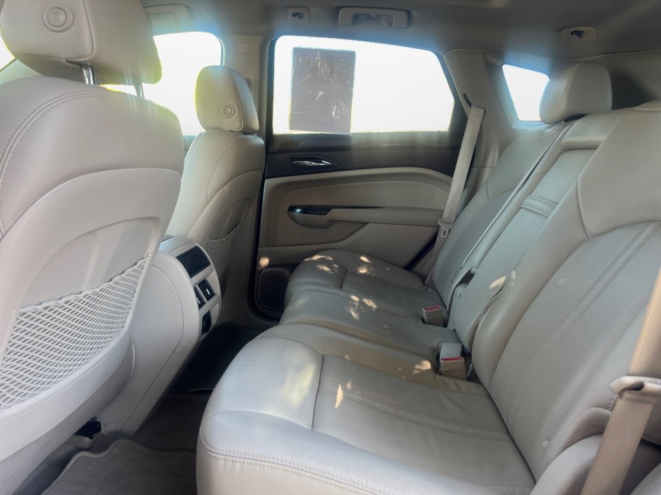 Used 2016 Cadillac SRX Luxury w/ Driver Awareness Package image 13