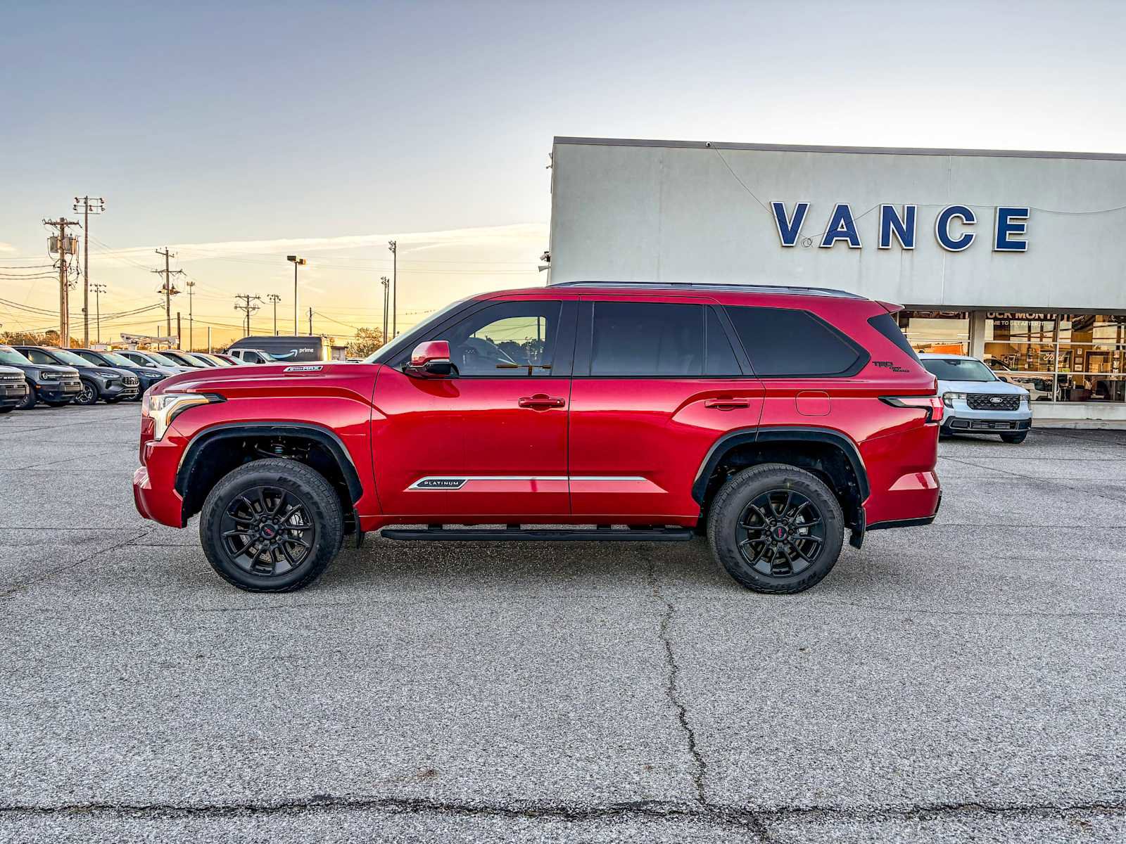 Used 2025 Toyota Sequoia Platinum image 4