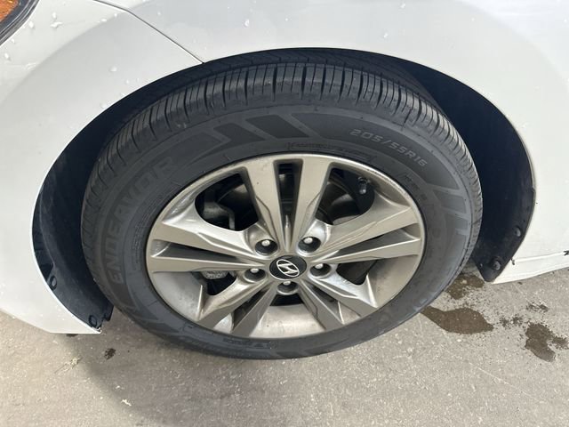 Used 2018 Hyundai Elantra Value Edition FWD image 23