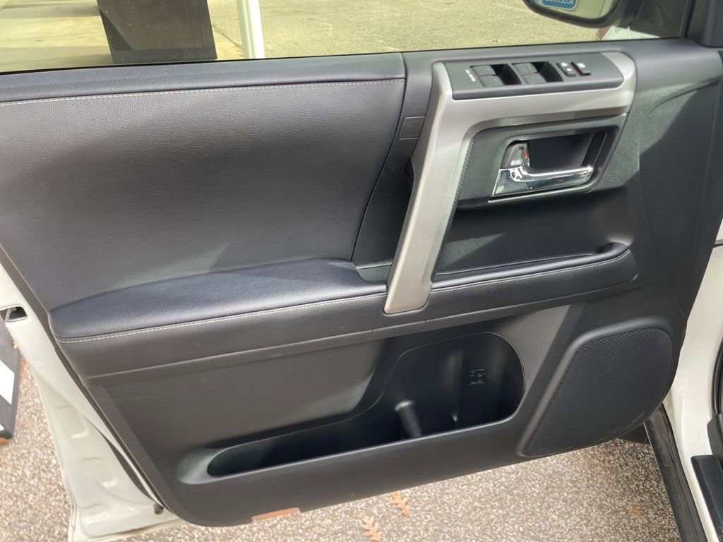 Used 2023 Toyota 4Runner SR5 Premium w/ Moonroof Package image 17