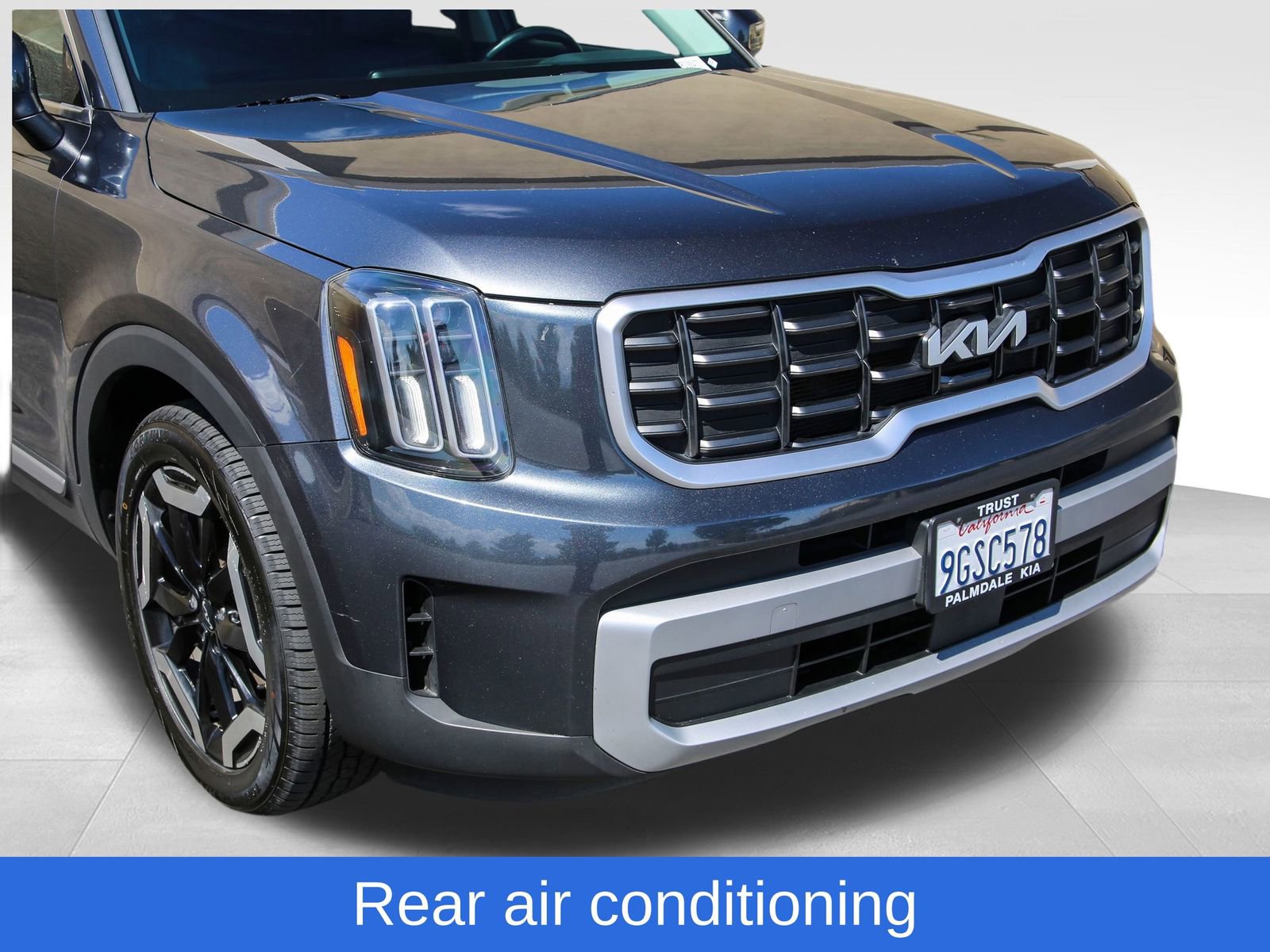 Used 2023 Kia Telluride S w/ S Sunroof Package image 6