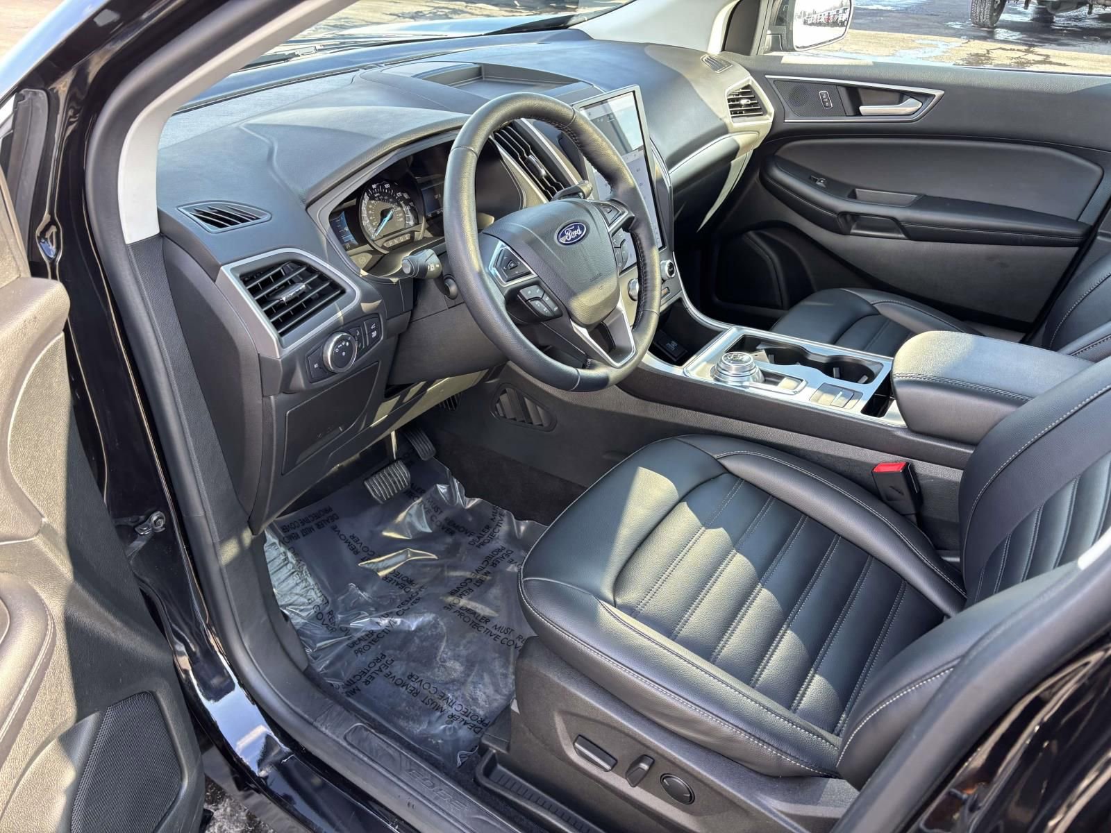 Used 2022 Ford Edge SEL w/ Convenience Package image 26