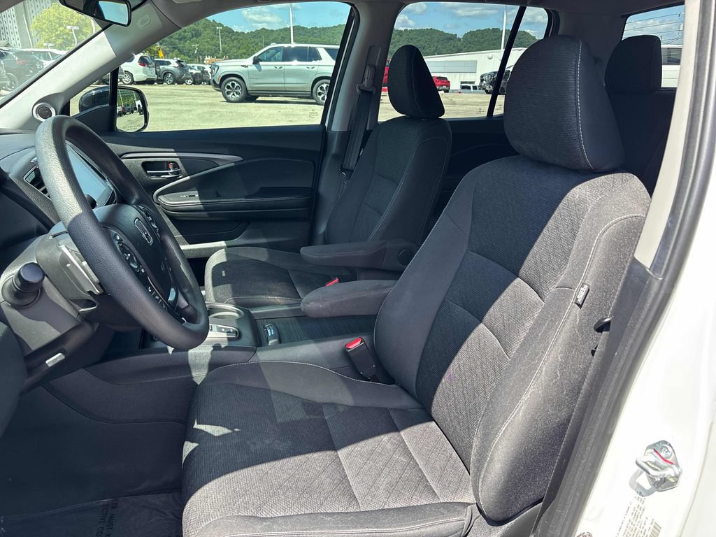 Used 2021 Honda Ridgeline Sport image 10