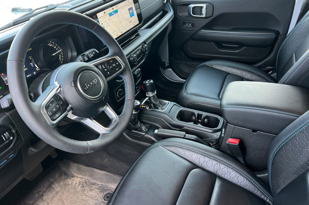 Used 2024 Jeep Wrangler High Altitude image 10