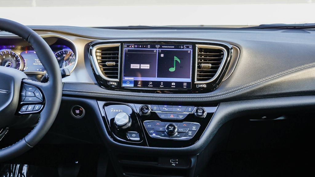 New 2026 Chrysler Pacifica Select w/ S Appearance Package image 14