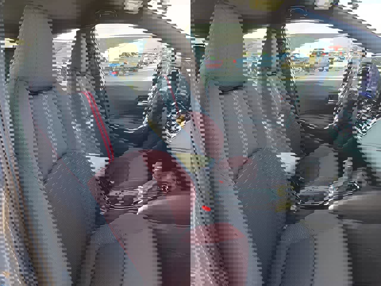 Certified 2025 Toyota Corolla SE image 18