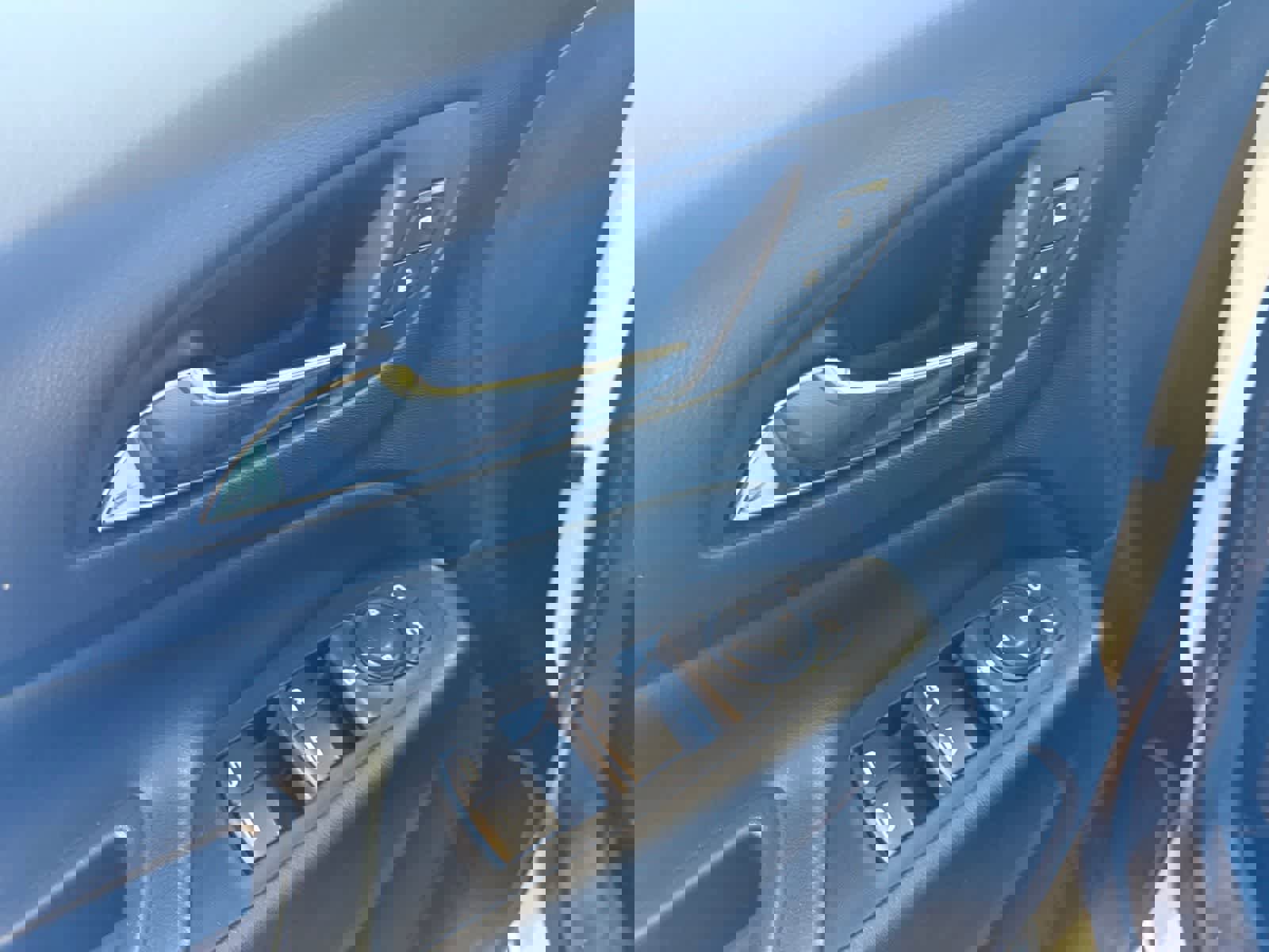 Used 2021 Chevrolet Equinox LT image 21