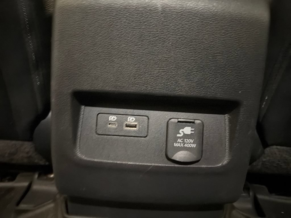 Used 2022 Nissan Frontier SV w/ SV Premium Package AWD/4WD image 40
