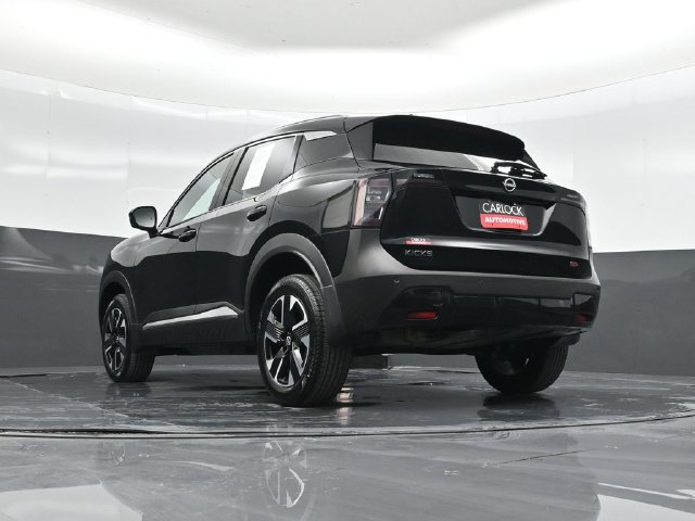 Used 2025 Nissan Kicks SR FWD image 56