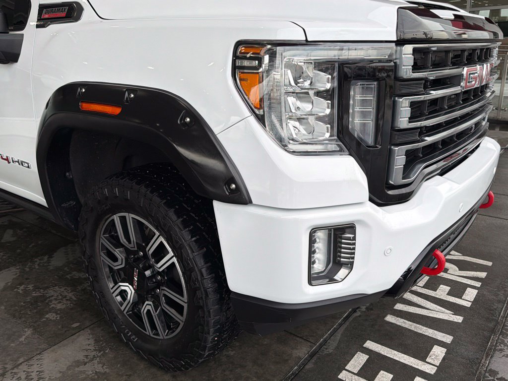 Used 2022 GMC Sierra 2500 AT4 w/ AT4 Premium Plus Package AWD/4WD image 8