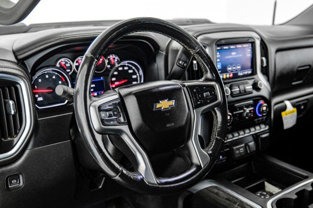 Used 2022 Chevrolet Silverado 2500 LTZ w/ LTZ Convenience Package AWD/4WD image 14