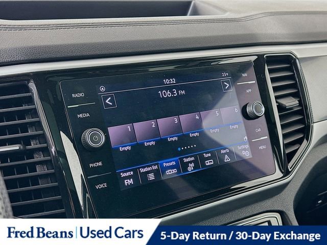 Used 2022 Volkswagen Atlas Cross Sport SEL R-Line image 15