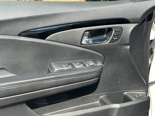 Used 2021 Honda Pilot Elite image 14