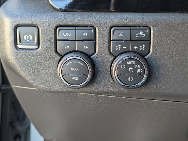 Certified 2024 Chevrolet Silverado 1500 LT Trail Boss w/ LT Trail Boss Premium Package AWD/4WD image 15