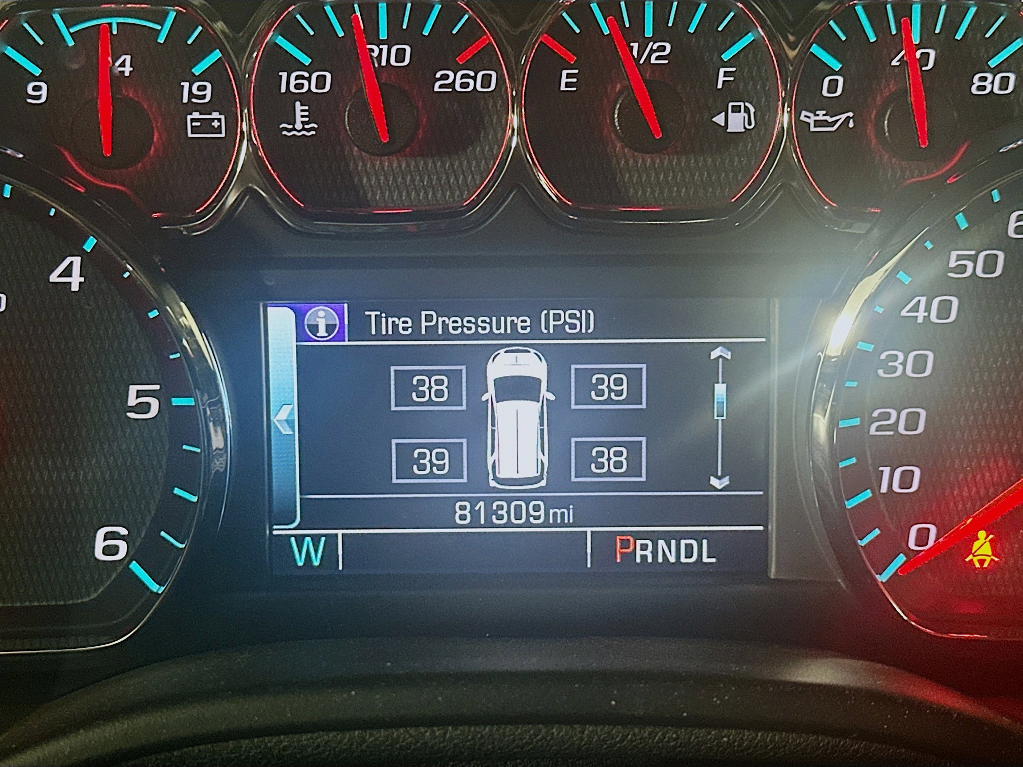 Used 2020 Chevrolet Tahoe LT w/ Luxury Package AWD/4WD image 19