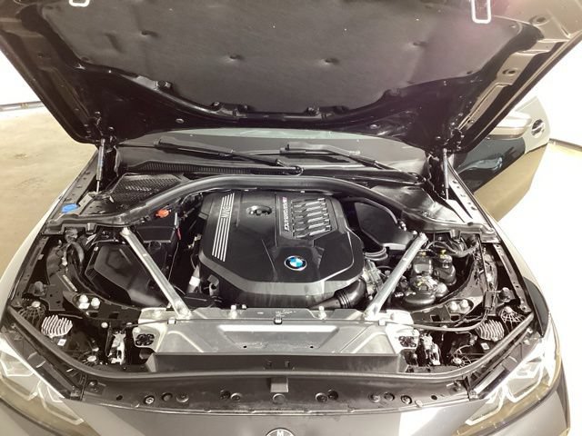 Used 2023 BMW 440i xDrive Convertible w/ Premium Package AWD/4WD image 23